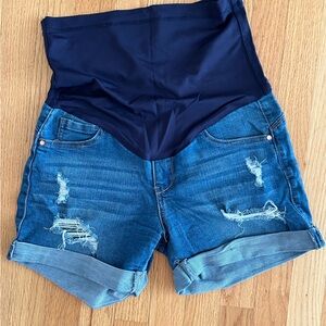 PinkBlush maternity shorts Medium